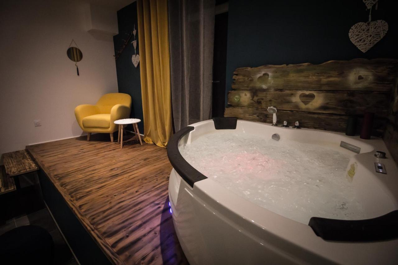 ** Au Canal Du Midi - Jaccuzzi & Luxueux Appartements ** Каркассон Экстерьер фото